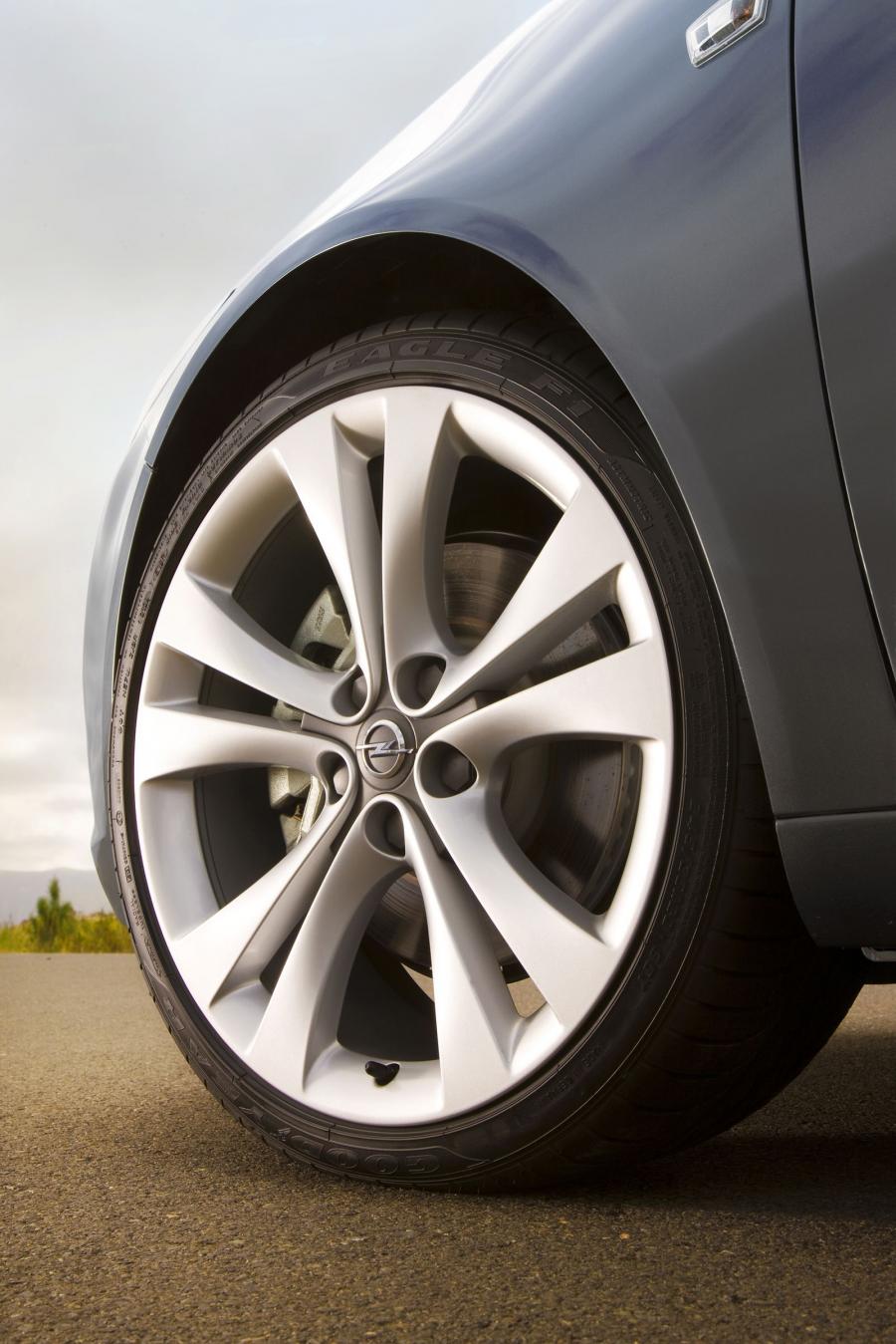  Opel Insignia 2008 года  (фото 117 из 126)